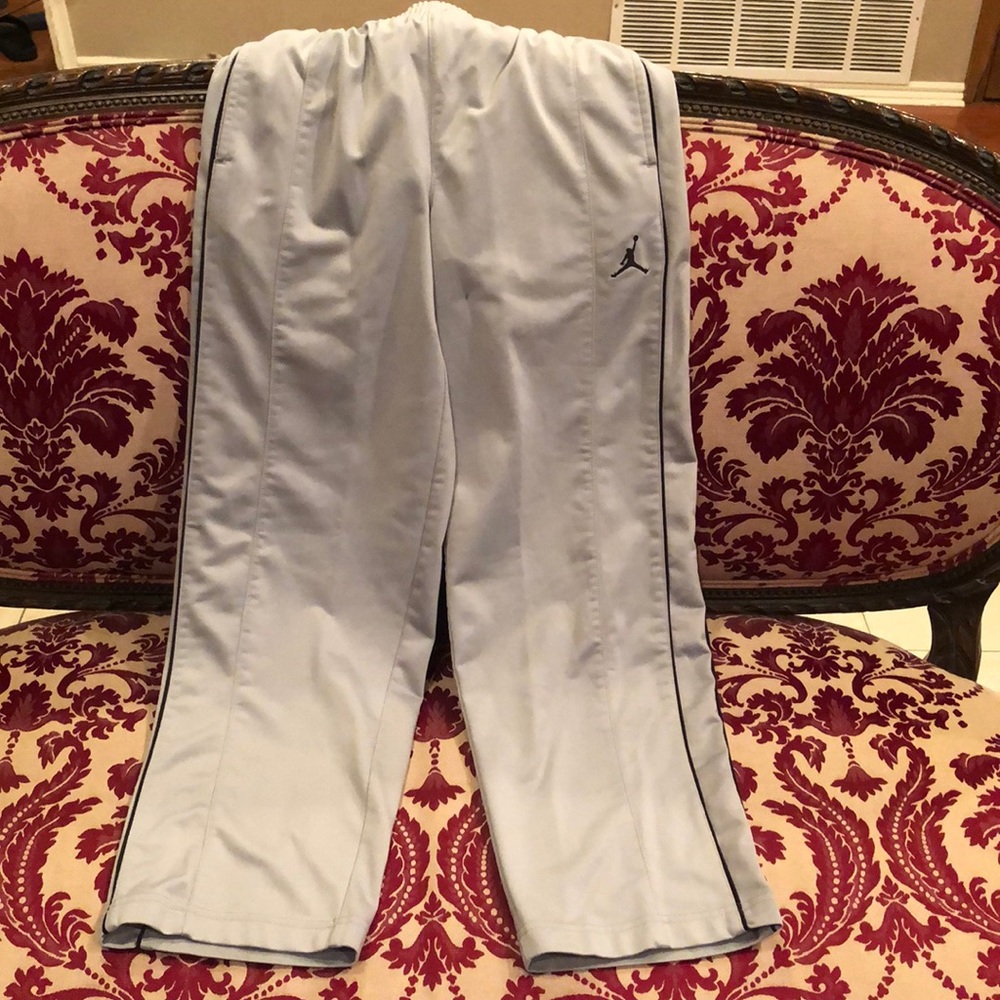 Boys grey air Jordan sweatpants